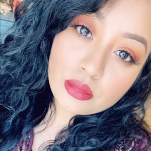 Meet your Posher, Blanca